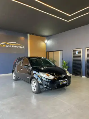 FORD FIESTA 1.6 MPI HATCH 8V FLEX 4P MANUAL FORD FIESTA 1.6 MPI HATCH 8V FLEX 4P MANUAL