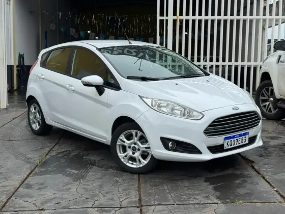 FORD FIESTA 1.6 SE HATCH 16V FLEX 4P MANUAL