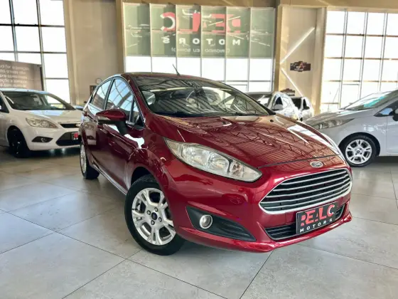 FORD FIESTA 1.6 SE HATCH 16V FLEX 4P POWERSHIFT
