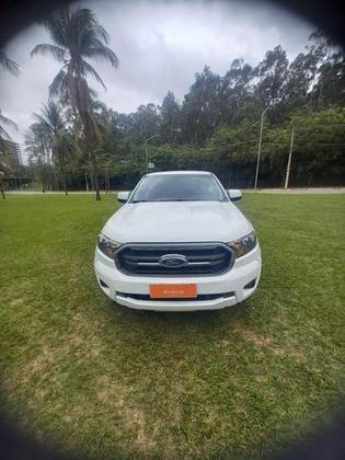 FORD RANGER 2.2 BLACK 4X2 CD 16V DIESEL 4P AUTOMÁTICO