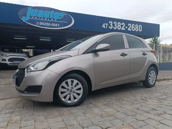 HYUNDAI HB20 1.0 UNIQUE 12V FLEX 4P MANUAL