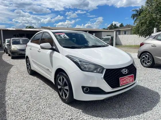 HYUNDAI HB20S 1.6 COMFORT STYLE 16V FLEX 4P AUTOMÁTICO