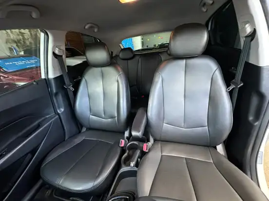 HYUNDAI-HB20X-1.6 16V STYLE FLEX 4P AUTOMÁTICO HYUNDAI-HB20X-2017