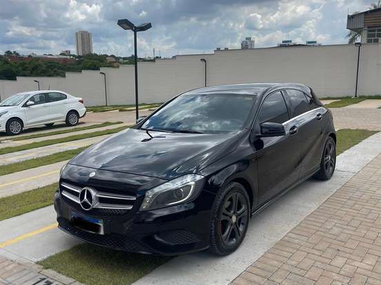 MERCEDES-BENZ-A 200-1.6 TURBO URBAN 16V GASOLINA 4P AUTOMÁTICO MERCEDES-BENZ-A 200-2014