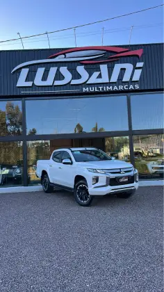 MITSUBISHI L200 TRITON 2.4 16V TURBO DIESEL SPORT HPE CD 4P 4X4 AUTOMÁTICO