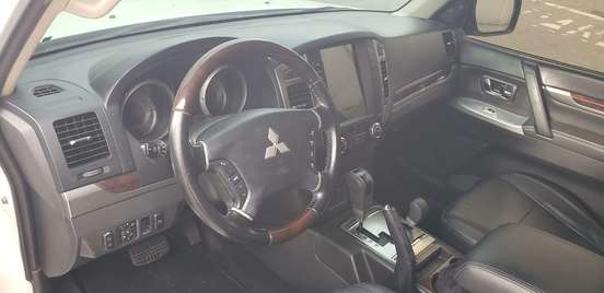 MITSUBISHI-PAJERO FULL-3.2 HPE 4X4 16V TURBO INTERCOOLER DIESEL 4P AUTOMÁTICO MITSUBISHI-PAJERO FULL-2019