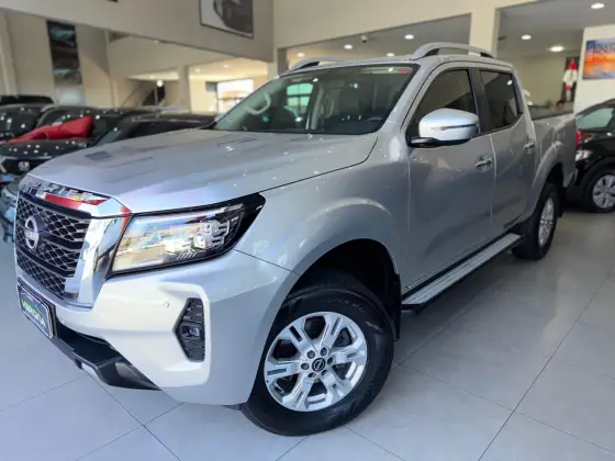 NISSAN FRONTIER 2.3 16V TURBO DIESEL XE CD 4X4 AUTOMÁTICO NISSAN FRONTIER 2.3 16V TURBO DIESEL XE CD 4X4 AUTOMÁTICO