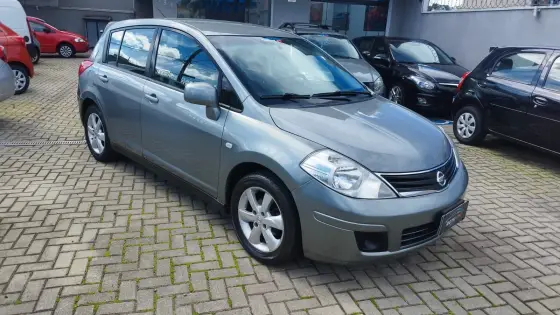 NISSAN TIIDA 1.8 S 16V FLEX 4P MANUAL