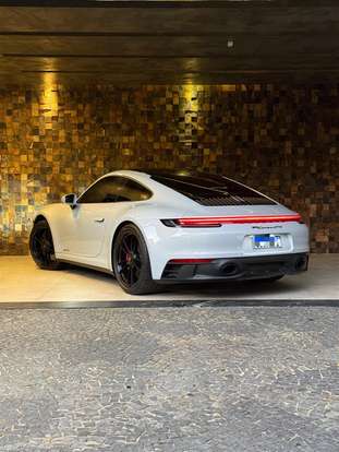 PORSCHE-911-2023