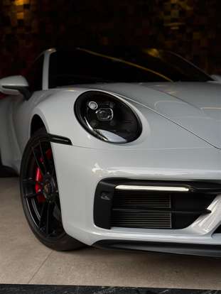 PORSCHE-911-2023