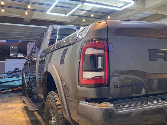 RAM-2500-6.7 I6 TURBO DIESEL NIGHT EDITION CD 4X4 AUTOMÁTICO RAM-2500-2022