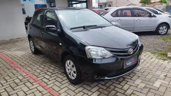 TOYOTA ETIOS 1.3 X 16V FLEX 4P MANUAL