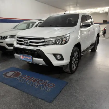 TOYOTA HILUX 2.8 SRX 4X4 CD 16V DIESEL 4P AUTOMÁTICO TOYOTA HILUX 2.8 SRX 4X4 CD 16V DIESEL 4P AUTOMÁTICO