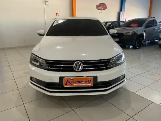 VOLKSWAGEN JETTA 2.0 TSI HIGHLINE 211CV GASOLINA 4P TIPTRONIC