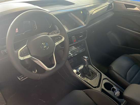 VOLKSWAGEN-TAOS-1.4 250 TSI TOTAL FLEX HIGHLINE AUTOMÁTICO VOLKSWAGEN-TAOS-2025