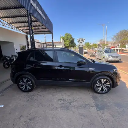 VOLKSWAGEN T-CROSS 1.0 200 TSI TOTAL FLEX AUTOMÁTICO VOLKSWAGEN T-CROSS 1.0 200 TSI TOTAL FLEX AUTOMÁTICO