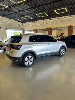 VOLKSWAGEN-T-CROSS-1.4 250 TSI TOTAL FLEX HIGHLINE AUTOMÁTICO VOLKSWAGEN-T-CROSS-2019