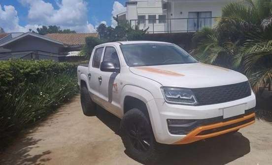 VOLKSWAGEN-AMAROK-2017