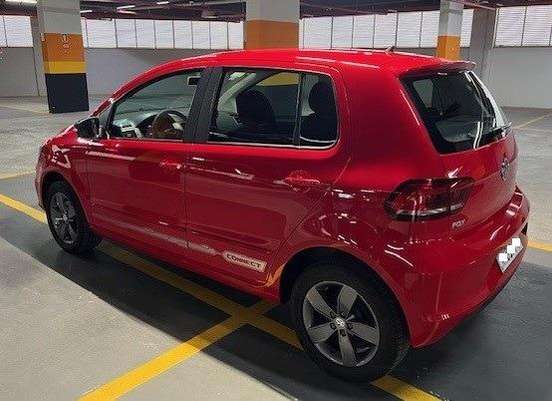 VOLKSWAGEN-FOX-2020
