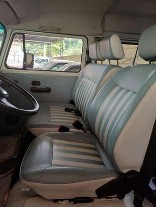 VOLKSWAGEN-KOMBI-1.4 LAST EDITION 8V FLEX 4P MANUAL VOLKSWAGEN-KOMBI-2013