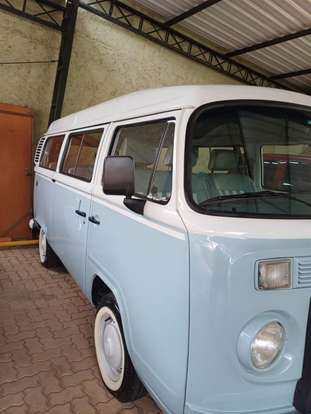 VOLKSWAGEN-KOMBI-1.4 LAST EDITION 8V FLEX 4P MANUAL VOLKSWAGEN-KOMBI-2013
