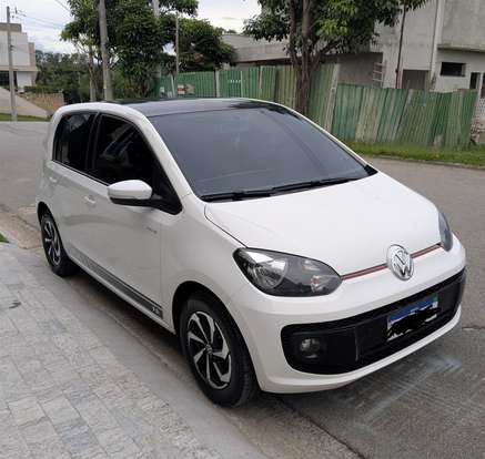 VOLKSWAGEN-UP-2017