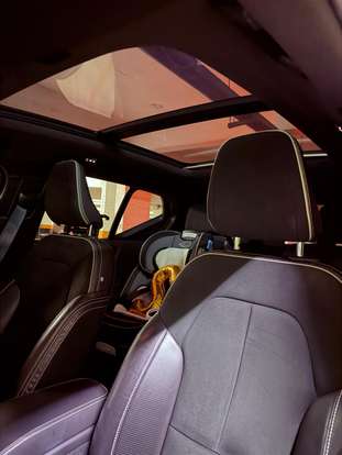 VOLVO-XC40-2019