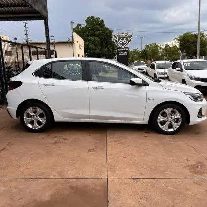 CHEVROLET ONIX 1.0 TURBO FLEX PLUS PREMIER AUTOMÁTICO