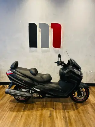 DAFRA MAXSYM 400i 