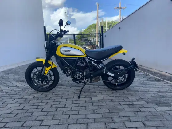 DUCATI SCRAMBLER ICON 