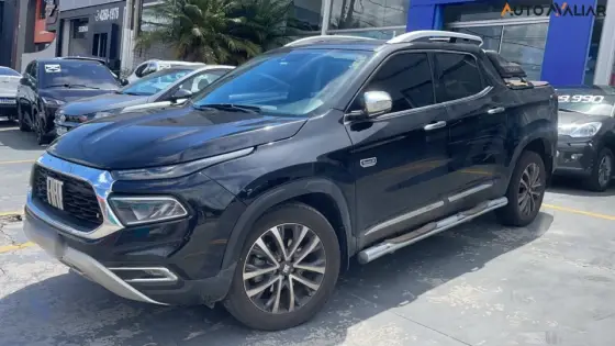 FIAT TORO 2.0 16V TURBO DIESEL RANCH 4WD AT9 FIAT TORO 2.0 16V TURBO DIESEL RANCH 4WD AT9