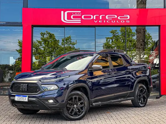 FIAT TORO 2.0 16V TURBO DIESEL ULTRA 4WD AT9 FIAT TORO 2.0 16V TURBO DIESEL ULTRA 4WD AT9