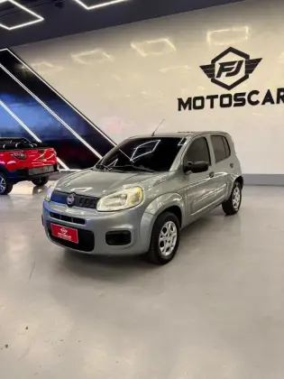 FIAT UNO 1.0 EVO ATTRACTIVE 8V FLEX 4P MANUAL FIAT UNO 1.0 EVO ATTRACTIVE 8V FLEX 4P MANUAL