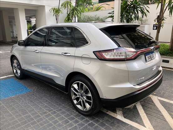 FORD-EDGE-2016