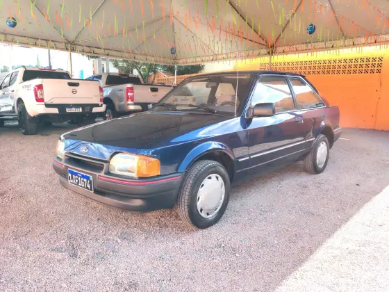 FORD ESCORT 1.8 GL 8V ÁLCOOL 2P MANUAL