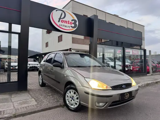 FORD FOCUS 1.6 GL 8V FLEX 4P MANUAL