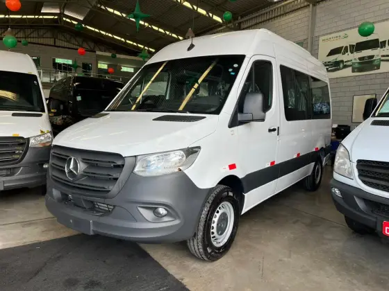 MERCEDES-BENZ SPRINTER 2.0 CDI DIESEL VAN 417 LONGO 16L MANUAL MERCEDES-BENZ SPRINTER 2.0 CDI DIESEL VAN 417 LONGO 16L MANUAL