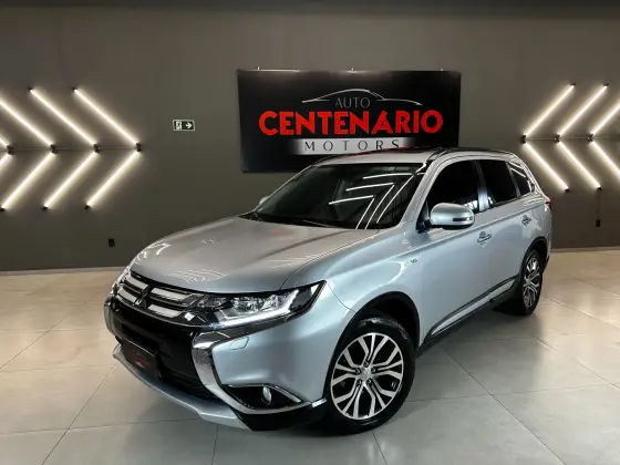 MITSUBISHI OUTLANDER 3.0 GT 4X4 V6 24V GASOLINA 4P AUTOMÁTICO