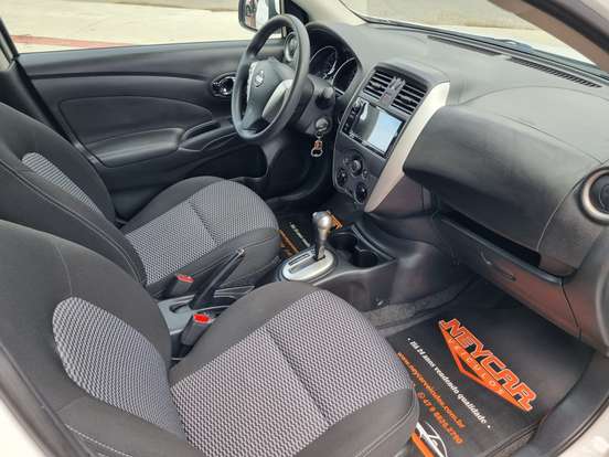 NISSAN-VERSA-2019