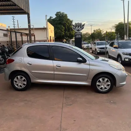 PEUGEOT 207 1.4 XR 8V FLEX 4P MANUAL