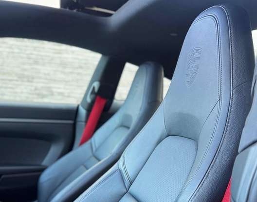 PORSCHE-911-2019