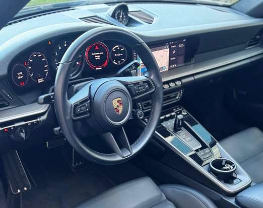 PORSCHE-911-2019