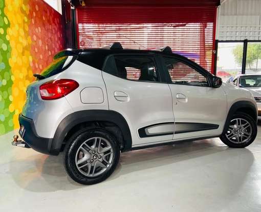 RENAULT-KWID-2017