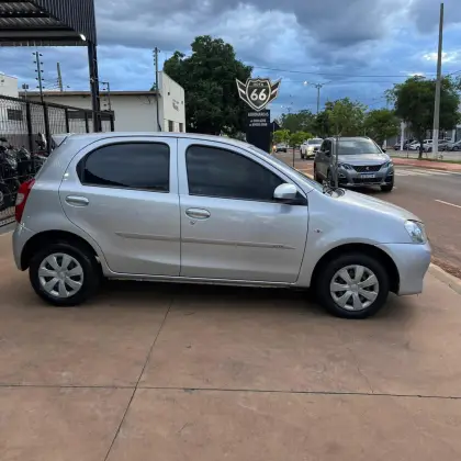 TOYOTA ETIOS 1.3 X 16V FLEX 4P MANUAL