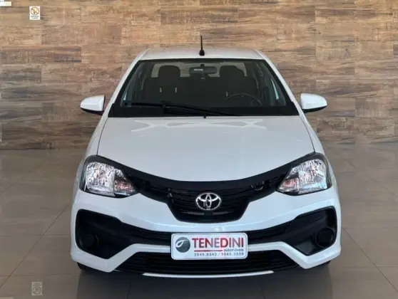 TOYOTA ETIOS 1.5 X PLUS SEDAN 16V FLEX 4P MANUAL