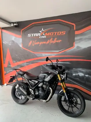 TRIUMPH SCRAMBLER 400 X 