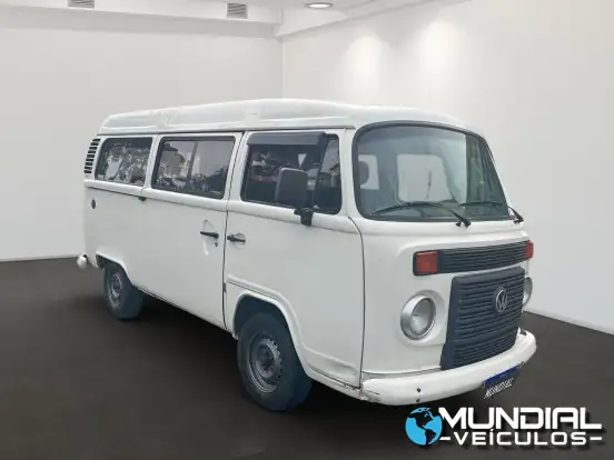 VOLKSWAGEN-KOMBI-2013