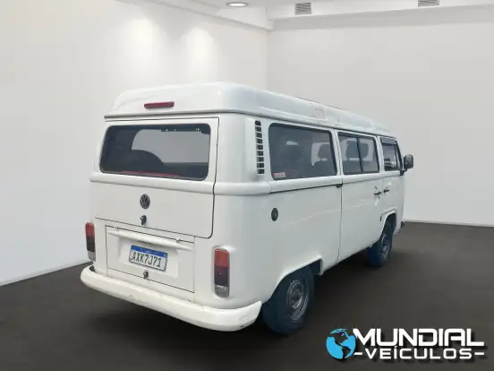 VOLKSWAGEN-KOMBI-1.4 MI STD 8V FLEX 4P MANUAL VOLKSWAGEN-KOMBI-2013