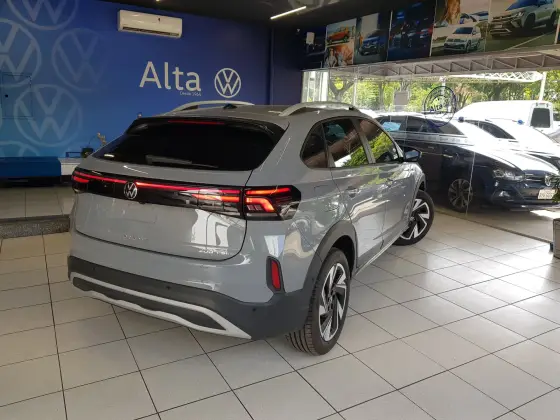 VOLKSWAGEN NIVUS 1.0 200 TSI TOTAL FLEX HIGHLINE AUTOMÁTICO