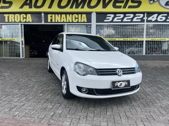 VOLKSWAGEN POLO SEDAN 1.6 MI COMFORTLINE 8V FLEX 4P MANUAL VOLKSWAGEN POLO SEDAN 1.6 MI COMFORTLINE 8V FLEX 4P MANUAL